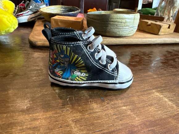 DC Comics Other - DC Infant Boys Black Justice League High Top Slippers Baby Crib Shoes 3-6M - .co